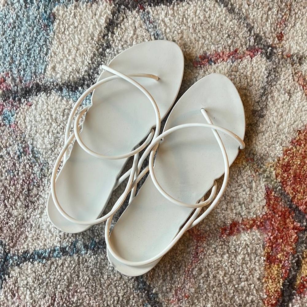 IPANEMA Strappy White Sandals - 7